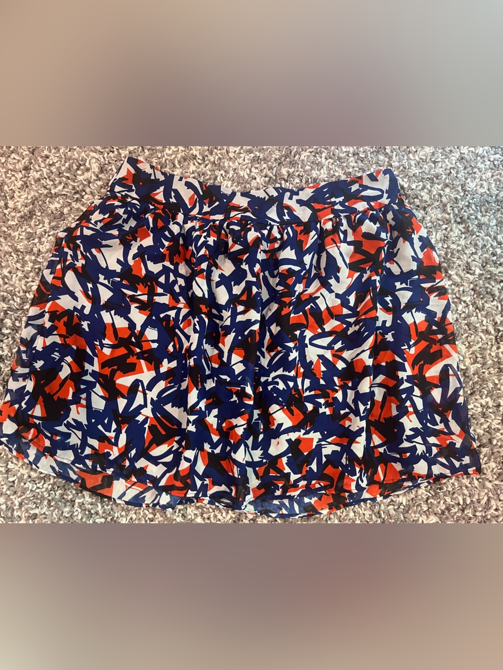 GAP Abstract Print Mini Skirt in Navy, Red, White